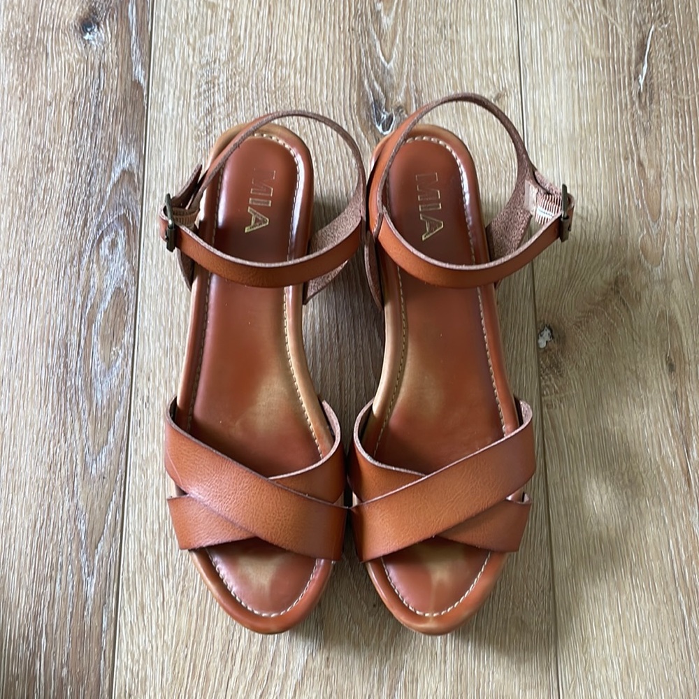 Mia wedge sandals